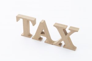 簡易課税制度を選ぶメリットとデメリットとは　適用要件を図でわかりやすく解説